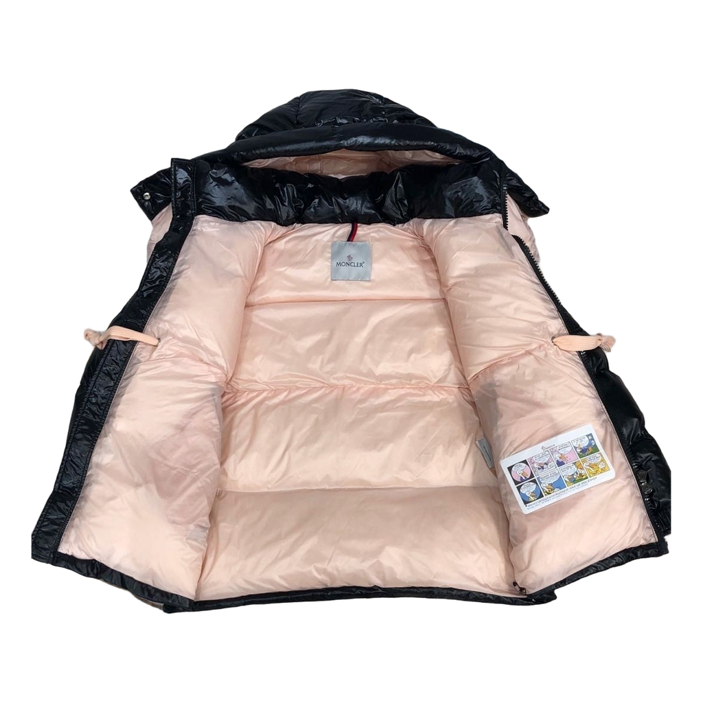 Moncler Mountain-Badge Glossy Short Puffer Jacket – Black
